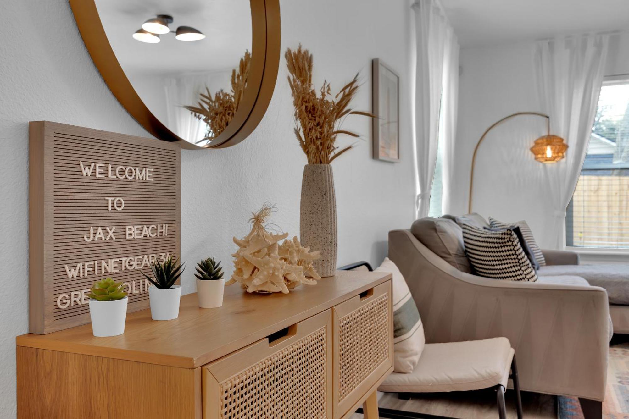 {Hidden Gem} Beach Home Blocks From Ocean +6 Bikes Джэксонвилл-Бич Экстерьер фото