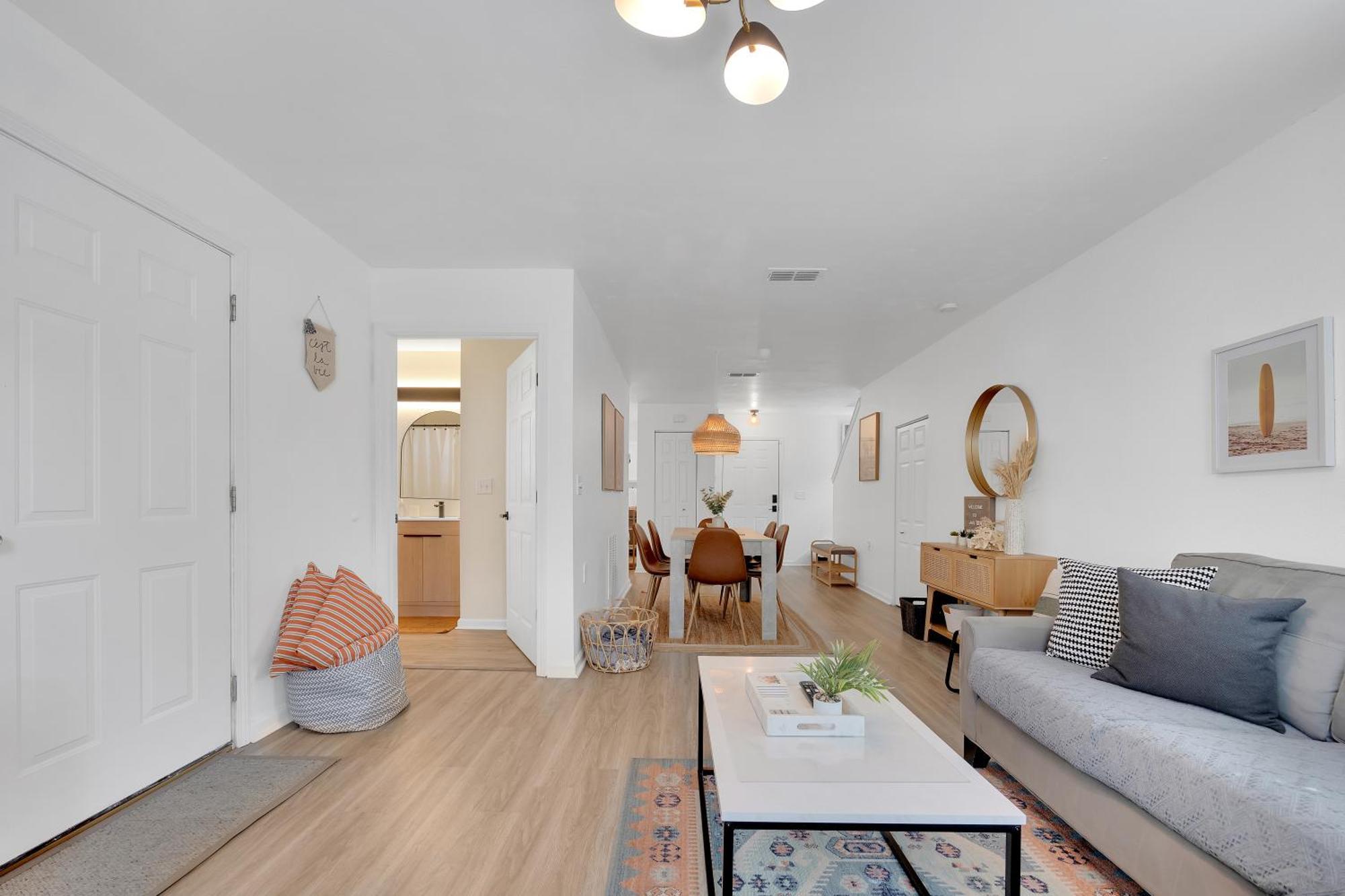 {Hidden Gem} Beach Home Blocks From Ocean +6 Bikes Джэксонвилл-Бич Экстерьер фото